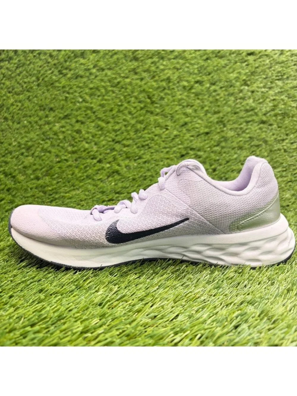 Nike Revolution 6 Girls Size 7Y Purple Black Running Athletic Shoes Sneakers